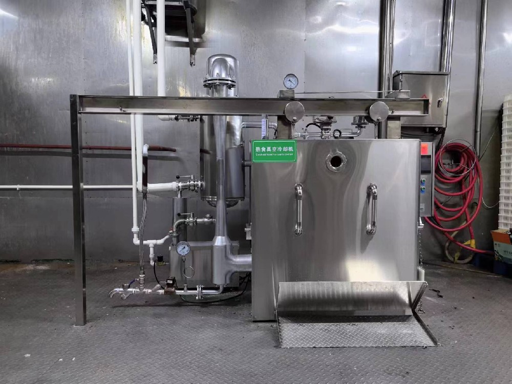 又一臺高端熟食快速冷卻機安裝調(diào)試完成投入使用，100℃高溫土豆泥降溫到15℃僅需12分鐘，效果非常好